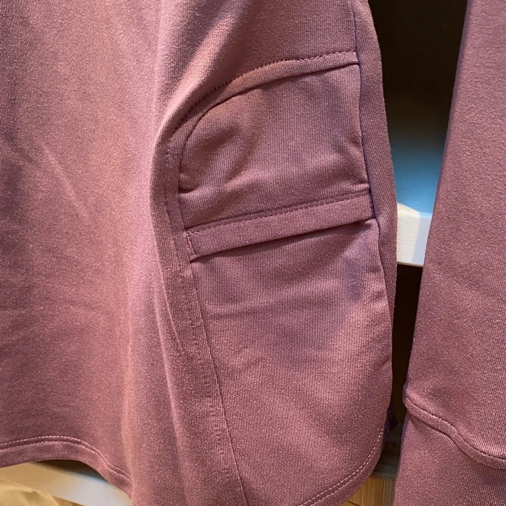 RUNDER Armour Mauve Fitted Top.  Size SP. LIKE NEW! - Picture 12 of 14